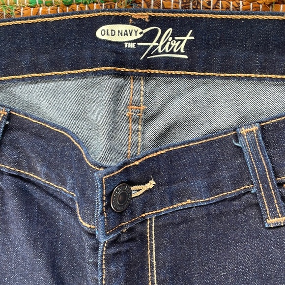 Old Navy Rockstar The Flirt Flare Jeans-#1854+ - Picture 3 of 12